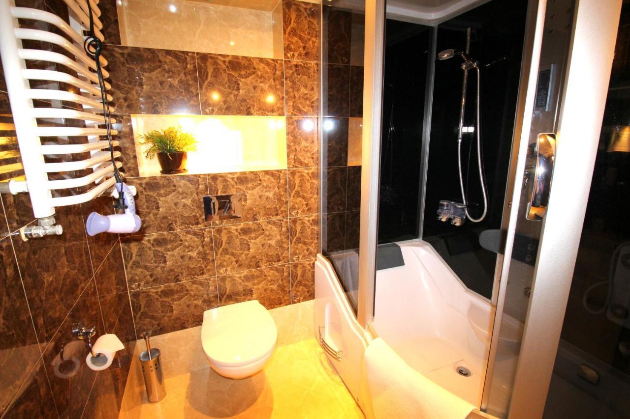 Lucky Apartaments Old Town -Economy Breslavia Exterior foto